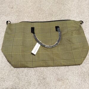 NWT Lulu Dharma Yellow plaid Fraiser Weekender bag/tote!